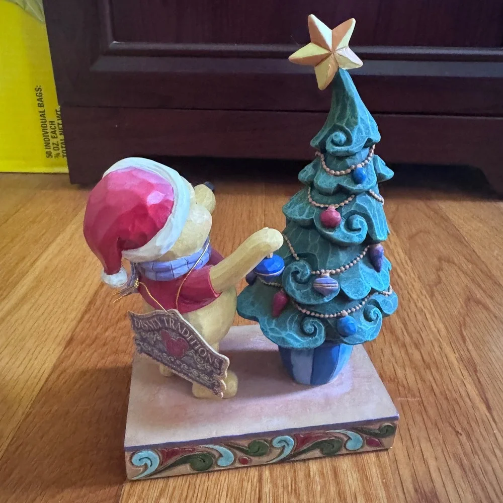 Jim Shore Disney Show Case Winnie the Pooh Trim the Tree with me Box